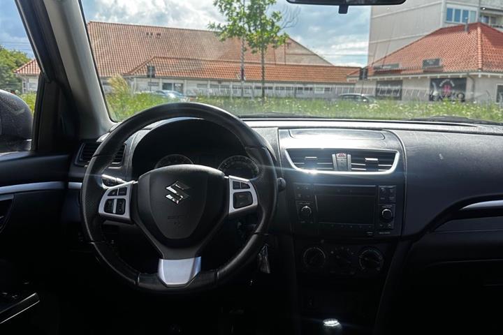 Brun Suzuki Swift fra 2015