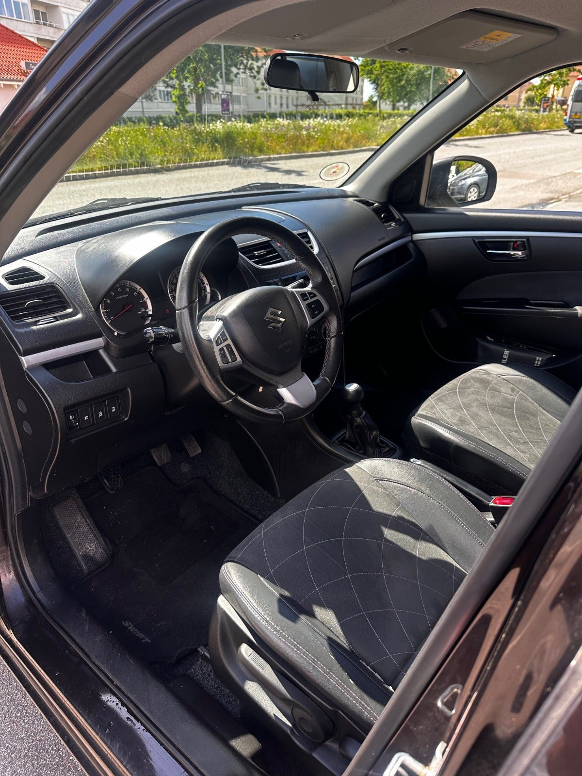 Brun Suzuki Swift fra 2015