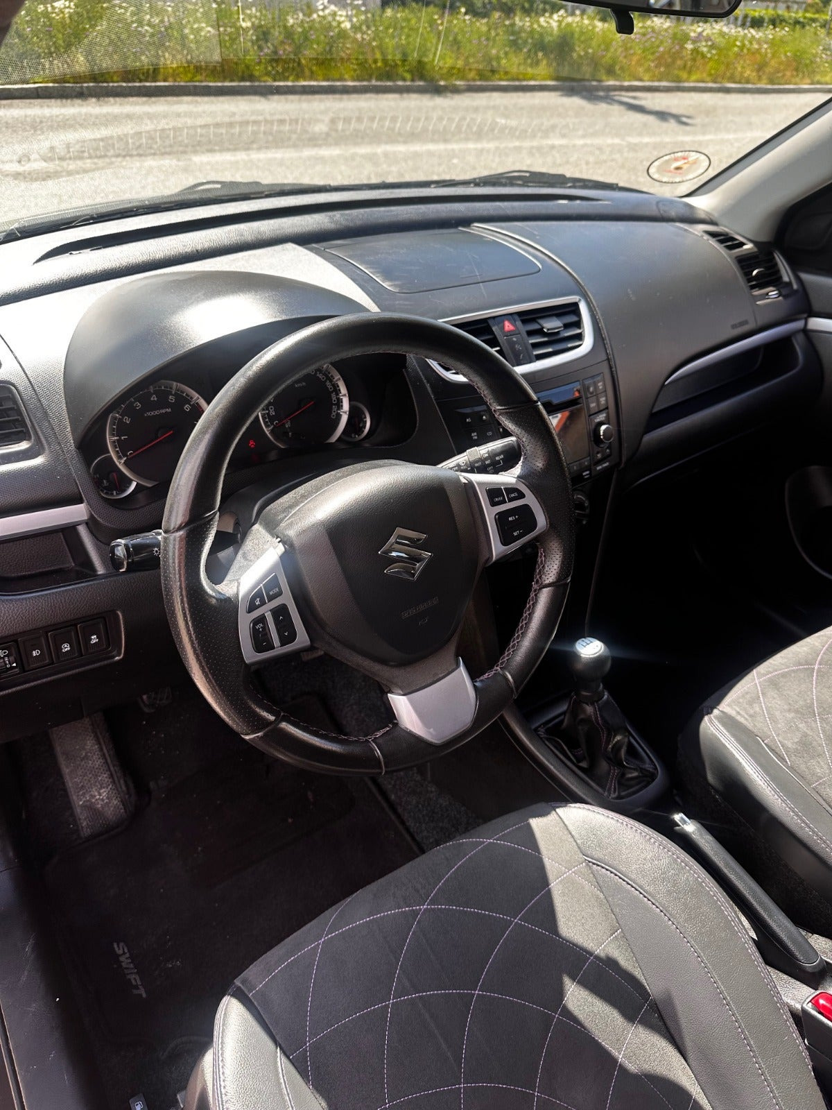 Brun Suzuki Swift fra 2015