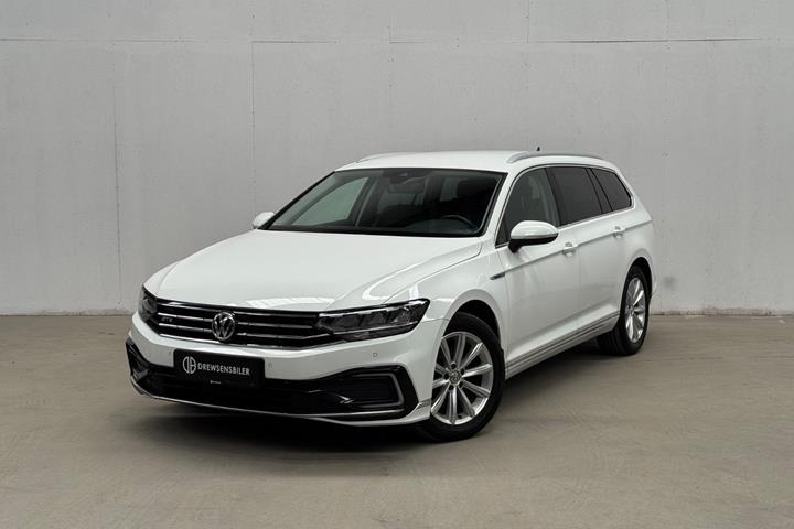 undefined VW Passat fra 2020 set udefra