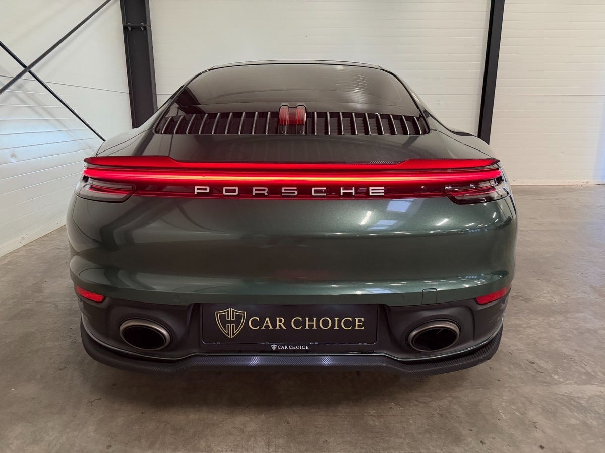Grøn Porsche 911 Carrera 4S fra 2019