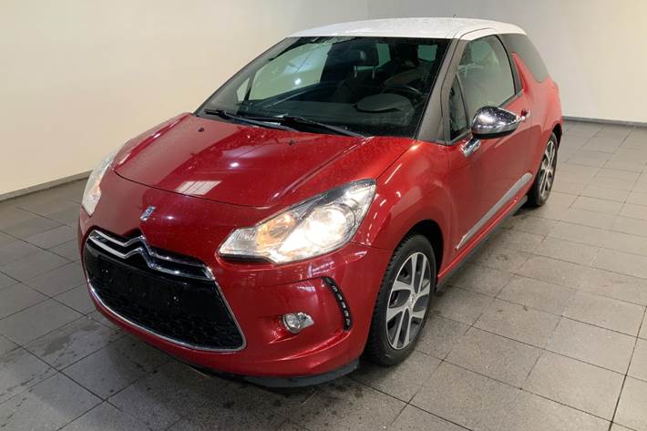 Rød Citroën DS3 fra 2013