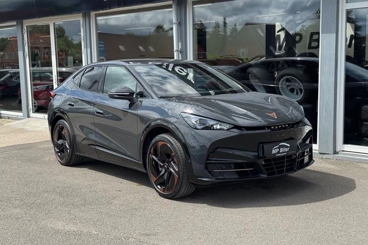 Grå Cupra Tavascan fra 2025