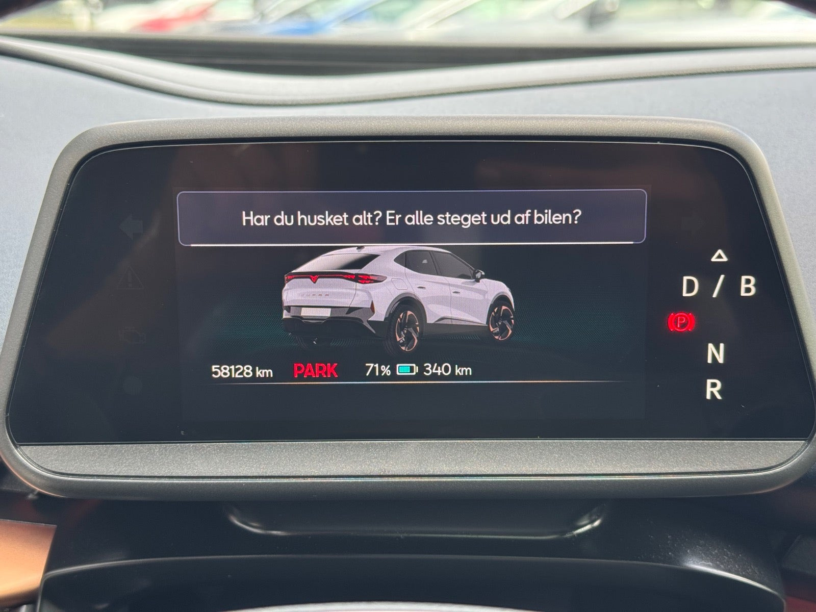 Grå Cupra Tavascan fra 2025