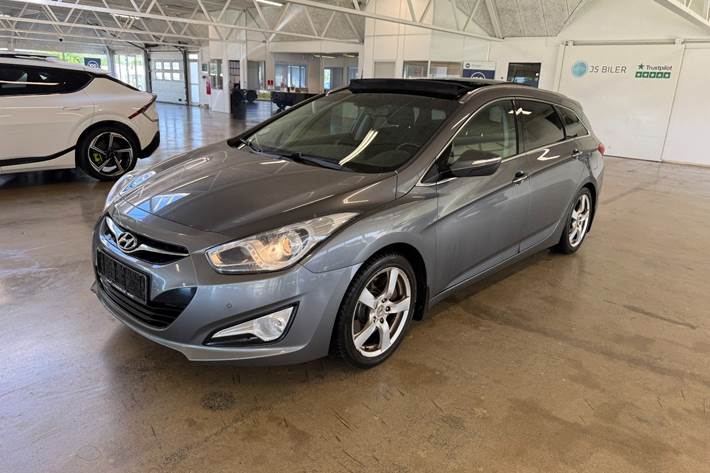 Grå Hyundai i40 fra 2011