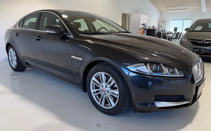 Jaguar XF 2,2 D 163 Luxury aut.