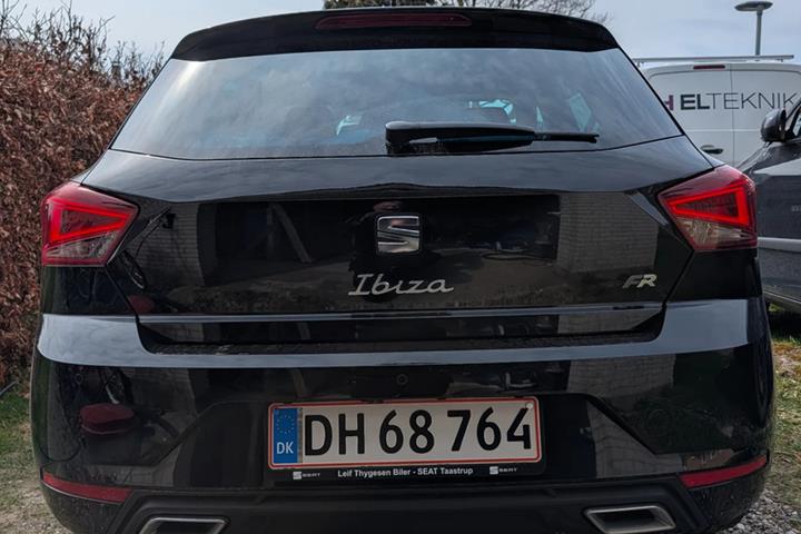 Sort Seat Ibiza fra 2022