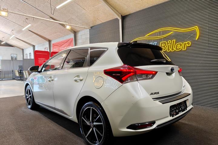 undefined Toyota Auris fra 2018