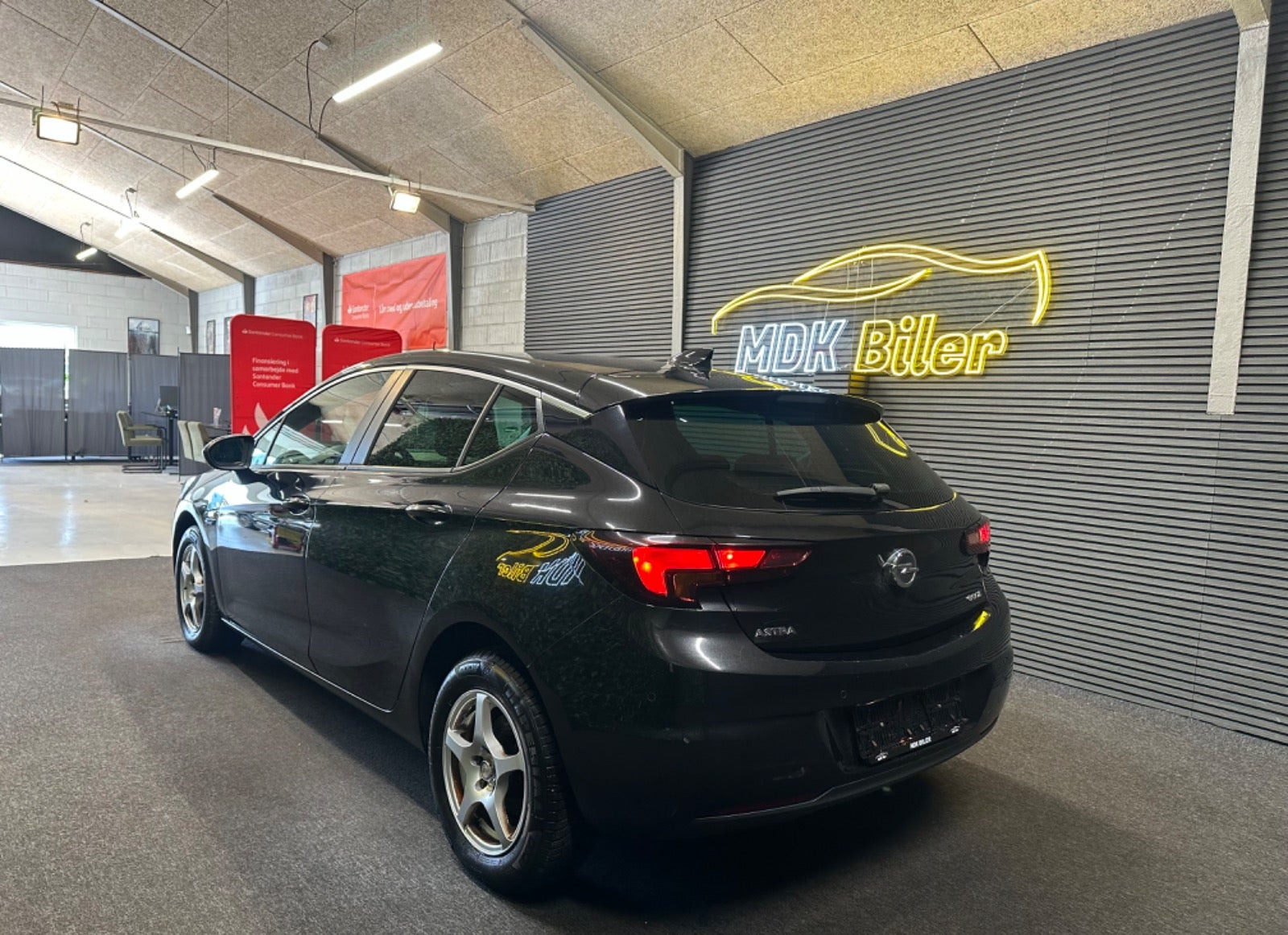 undefined Opel Astra fra 2017