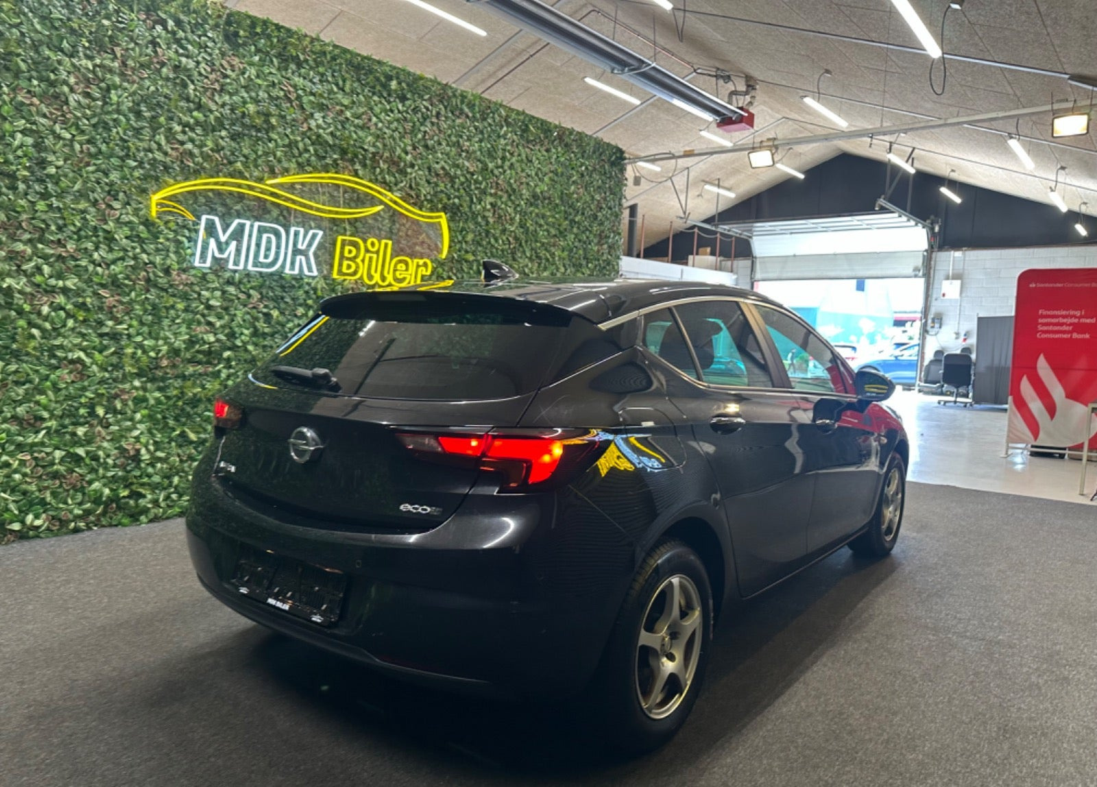 undefined Opel Astra fra 2017