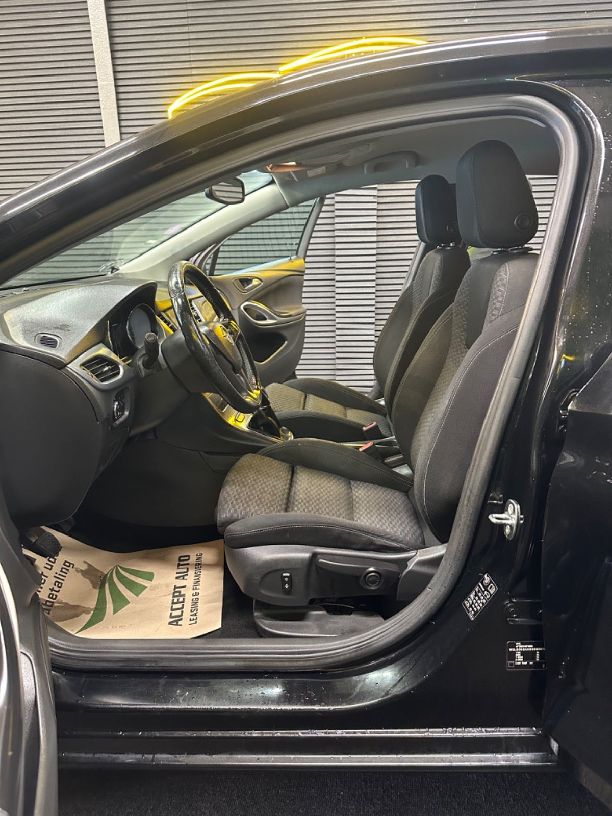 undefined Opel Astra fra 2017
