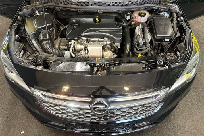 undefined Opel Astra fra 2017