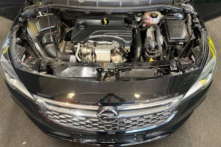 undefined Opel Astra fra 2017