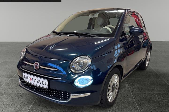 Blå Fiat 500 fra 2016 set udefra