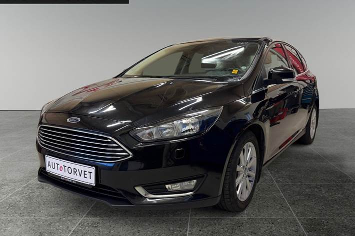 Sort Ford Focus fra 2015