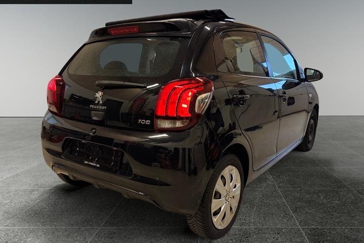 Sort Peugeot 108 fra 2015