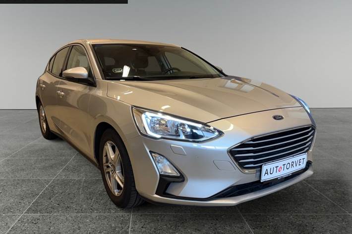 Sølv Ford Focus fra 2019