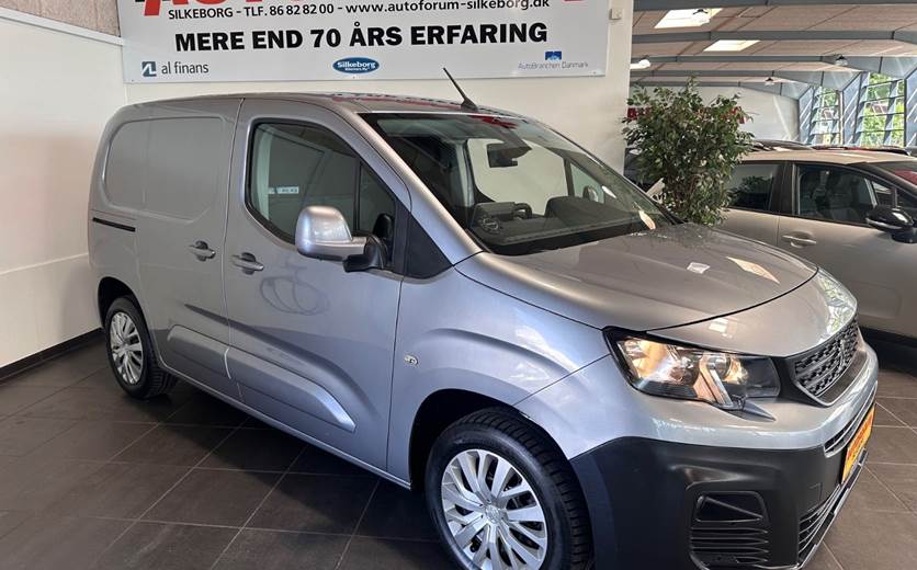 Peugeot Partner 1,5 BlueHDi 130 L1V1 Ultimate EAT8 Van