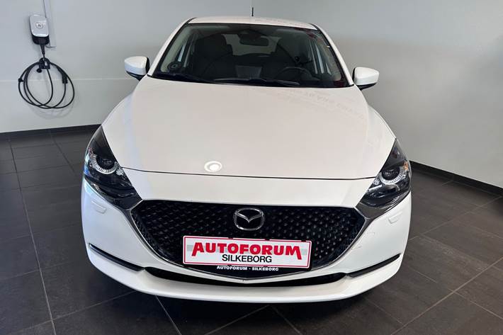Hvid Mazda 2 fra 2022