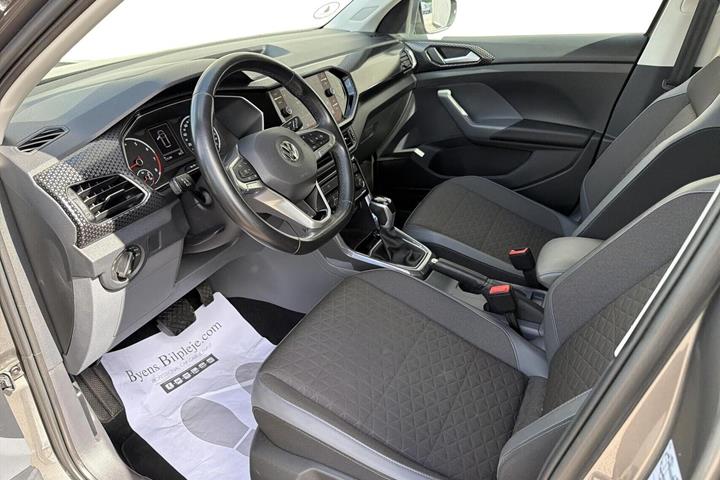 Grå VW T-Cross fra 2020