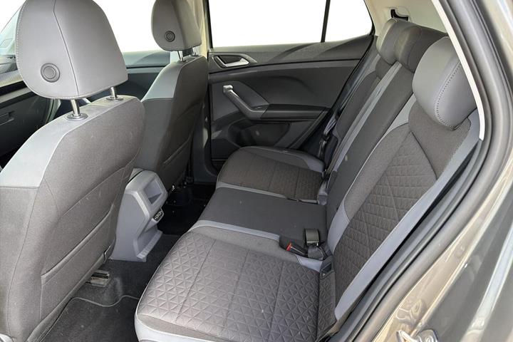 Grå VW T-Cross fra 2020