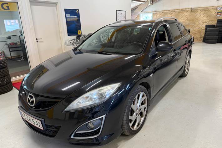Grøn Mazda 6 fra 2012