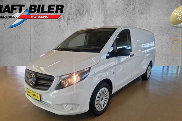 Hvid Mercedes Vito 119 fra 2022