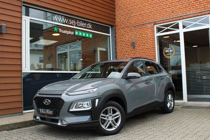 Grå Hyundai Kona fra 2020