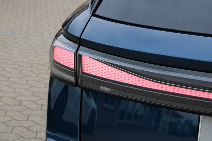 Blå VW ID.7 fra 2025