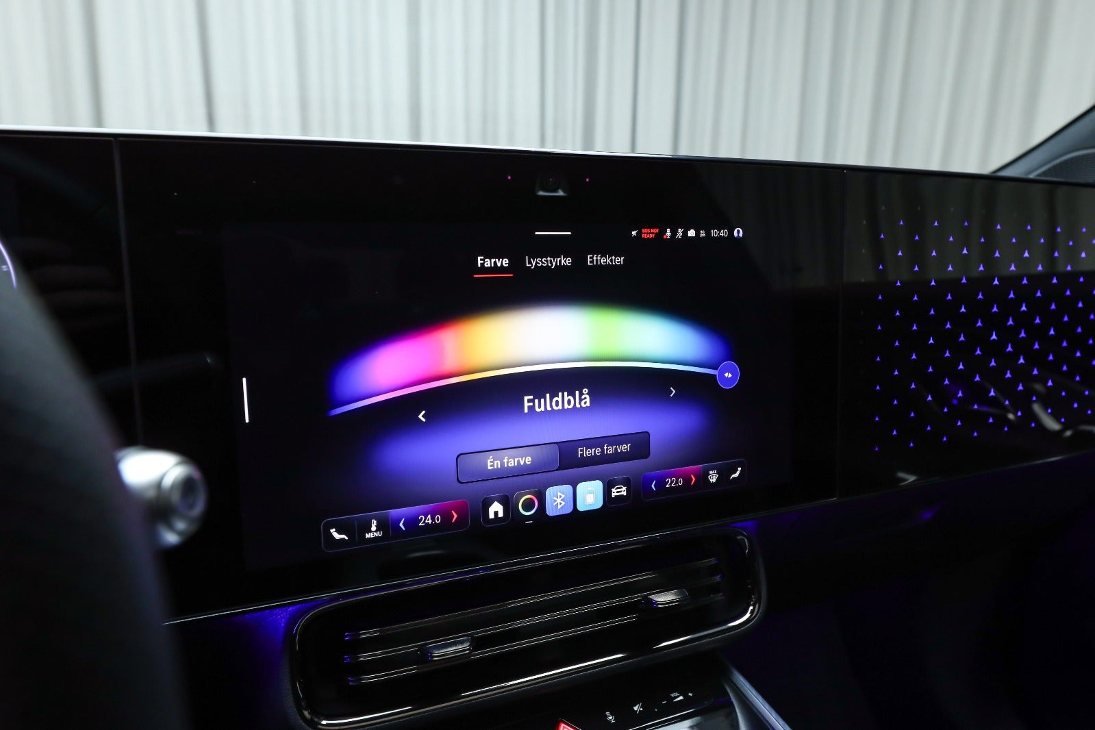 Blå Mercedes CLA250+ fra 2025