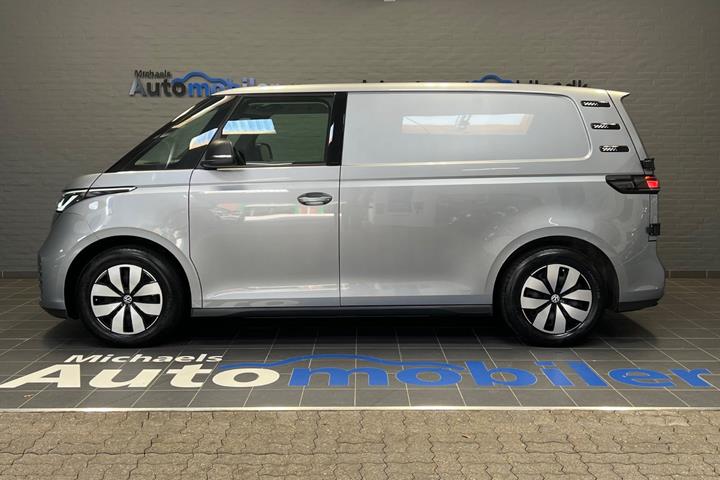 Grå VW ID.Buzz fra 2024