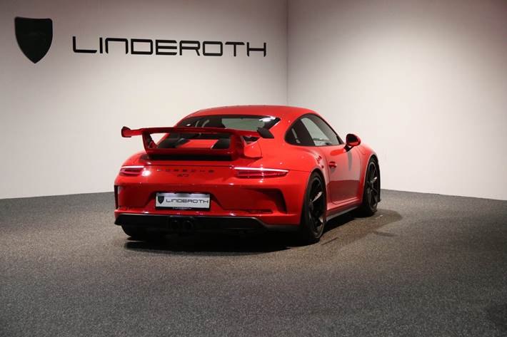 Rød Porsche 911 GT3 fra 2018