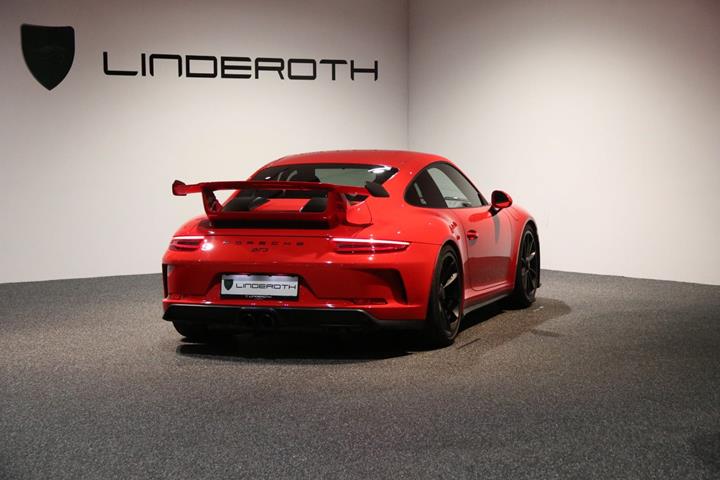 Rød Porsche 911 GT3 fra 2018