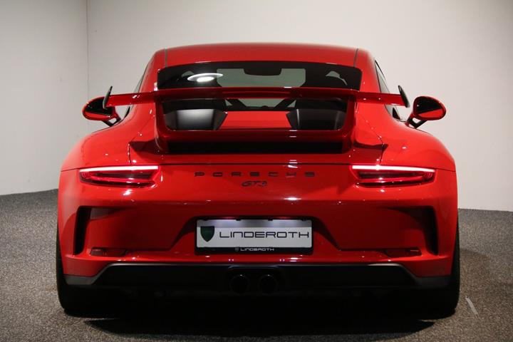 Rød Porsche 911 GT3 fra 2018