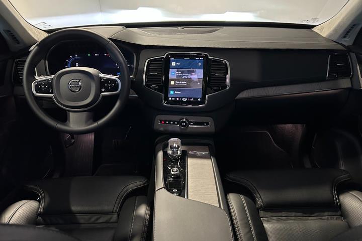 Sort Volvo XC90 fra 2023