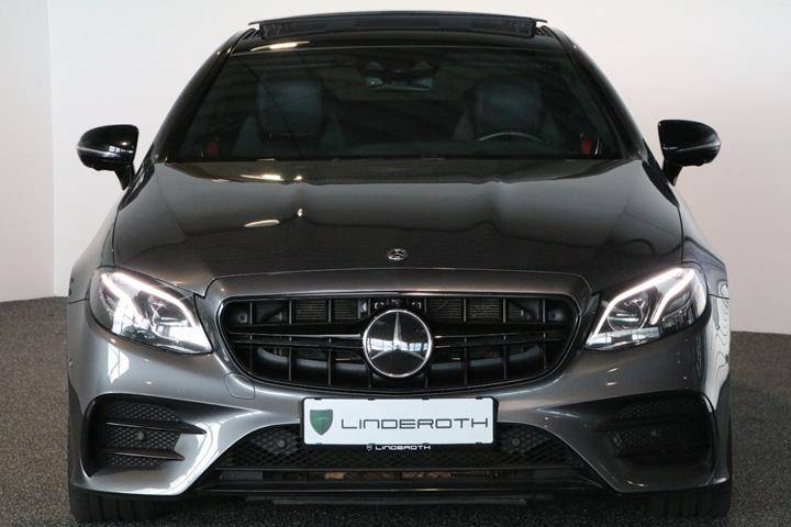 Grå Mercedes E53 fra 2019