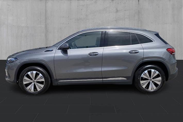 Grå Mercedes EQA250 fra 2022