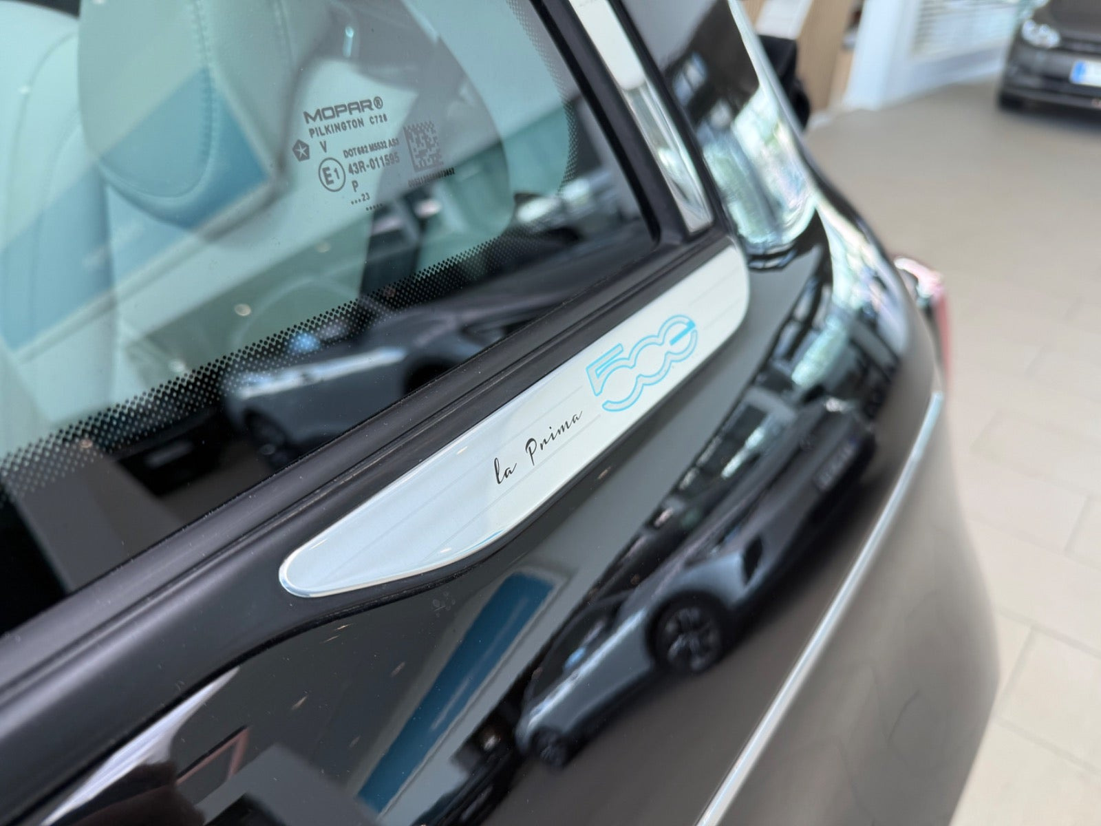 Sort Fiat 500e fra 2023