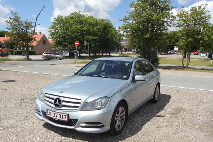Grå Mercedes C-Klasse fra 2013