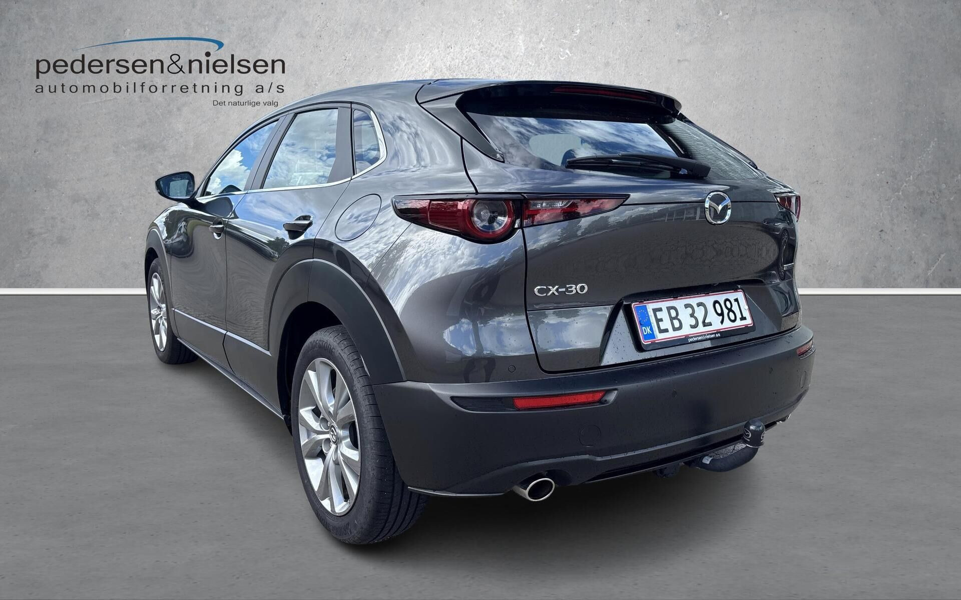 Grå Mazda CX-30 fra 2024
