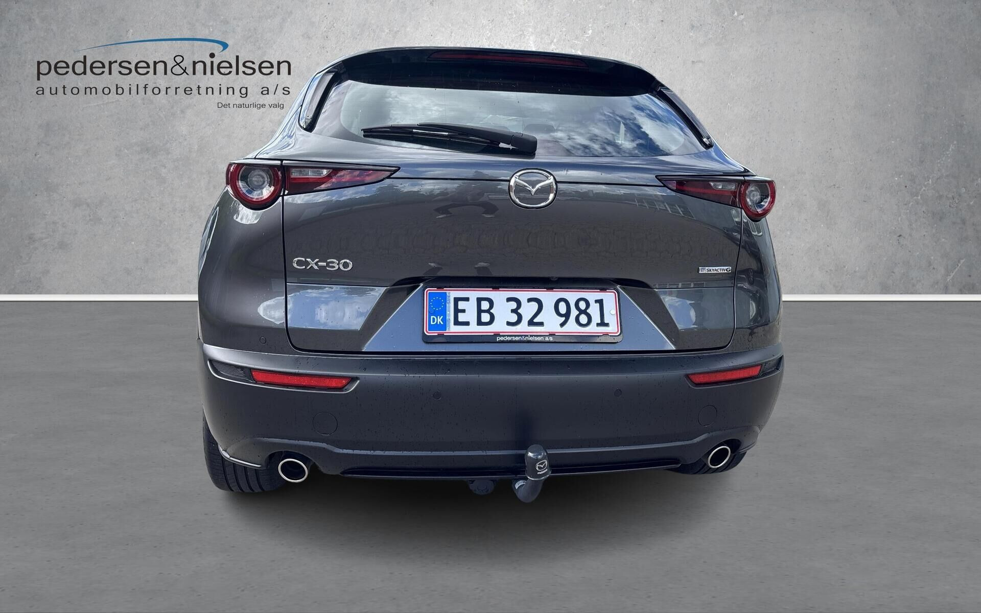 Grå Mazda CX-30 fra 2024