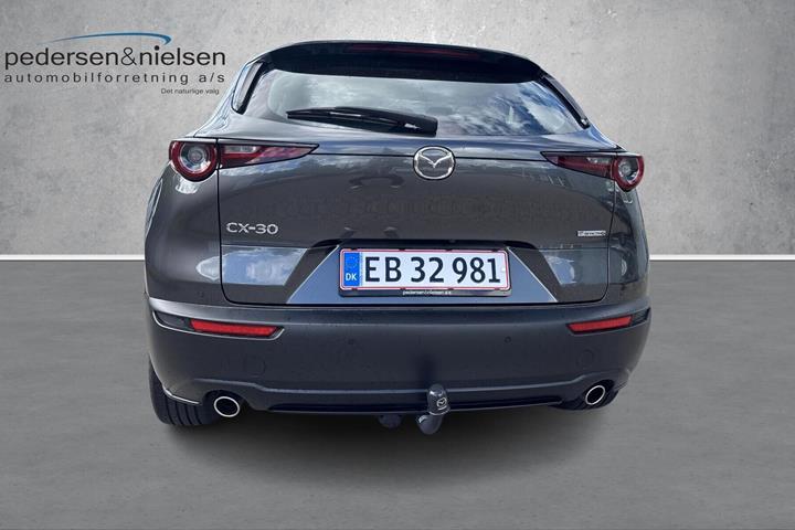 Grå Mazda CX-30 fra 2024