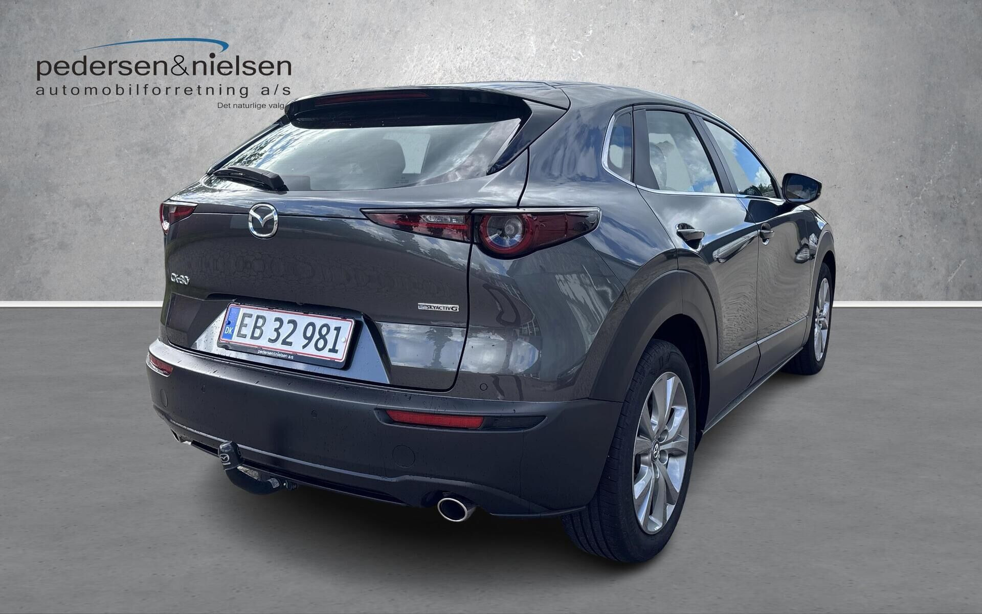 Grå Mazda CX-30 fra 2024