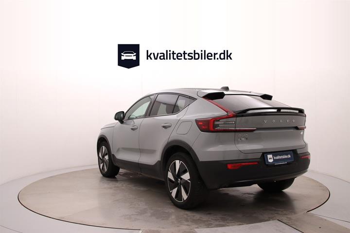 Grå Volvo C40 fra 2023