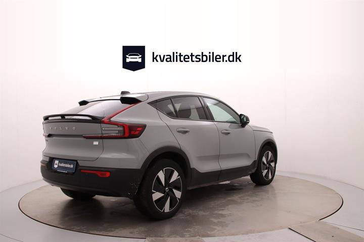 Grå Volvo C40 fra 2023