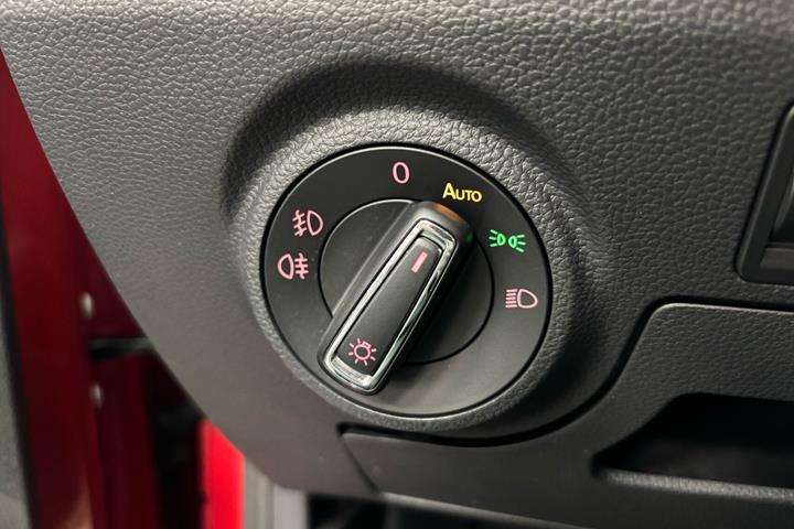 Rød Seat Arona fra 2018