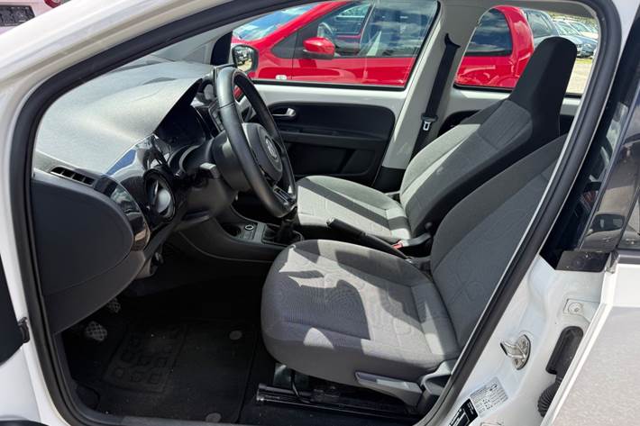 Hvid VW UP! fra 2015
