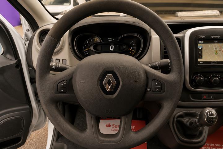 Hvid Renault Trafic T29 fra 2017