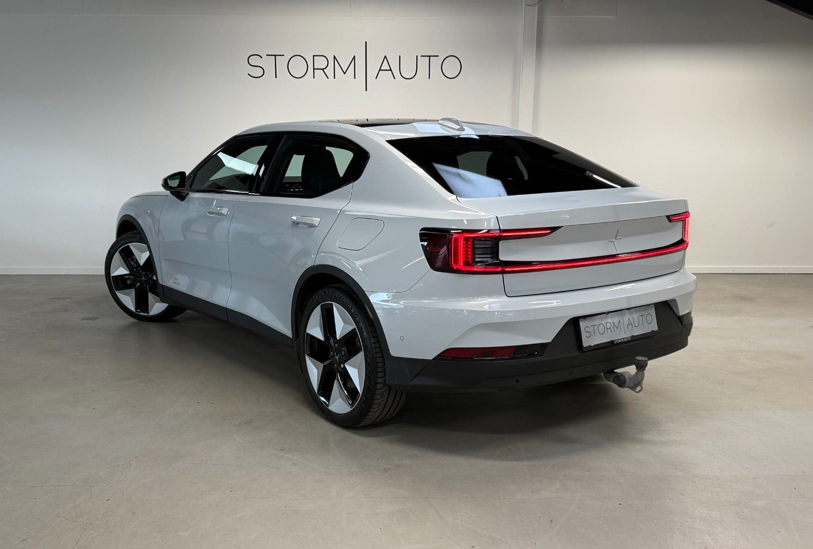 Hvid Polestar 2 fra 2024