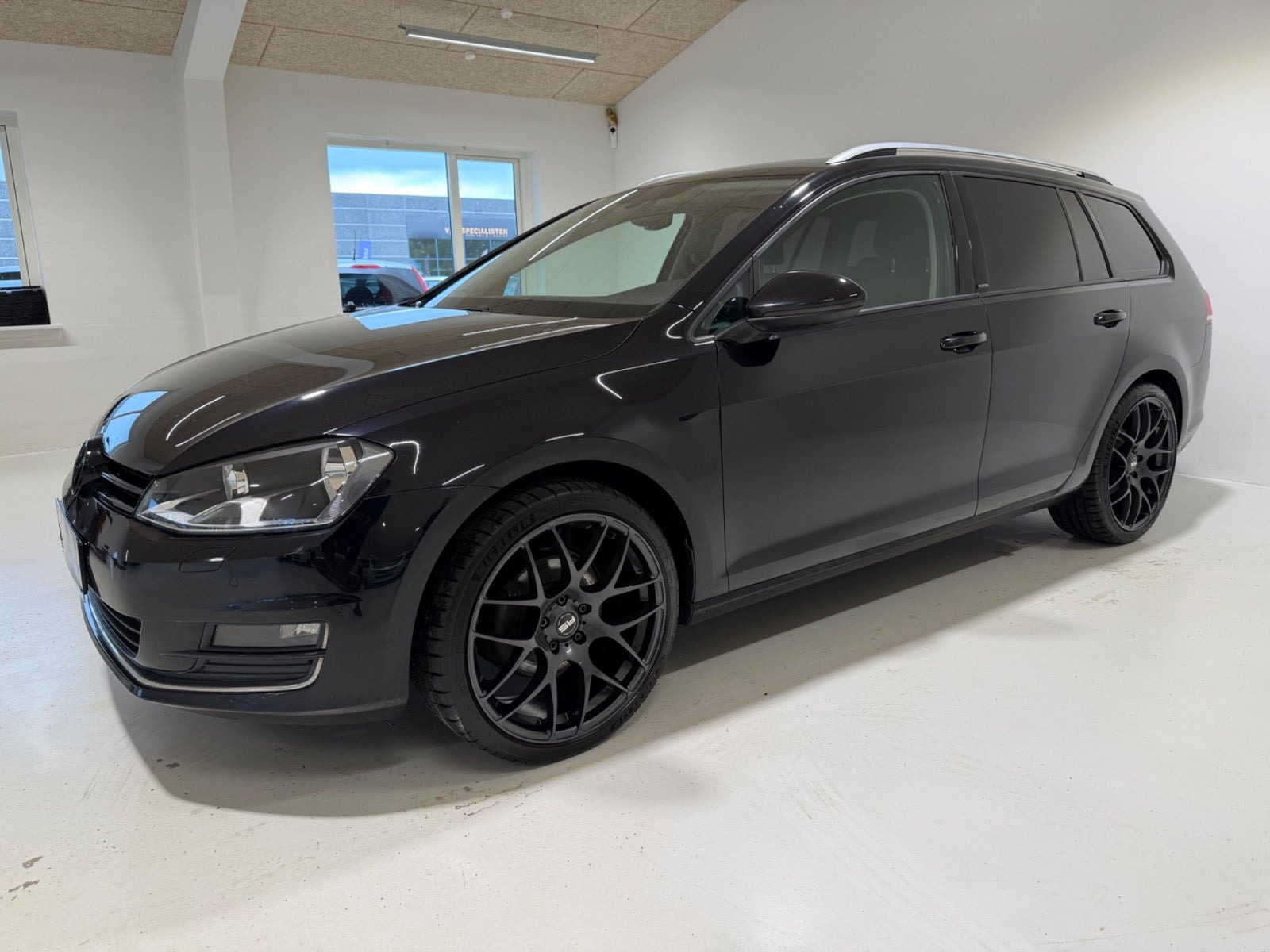 Sort VW Golf VII fra 2017